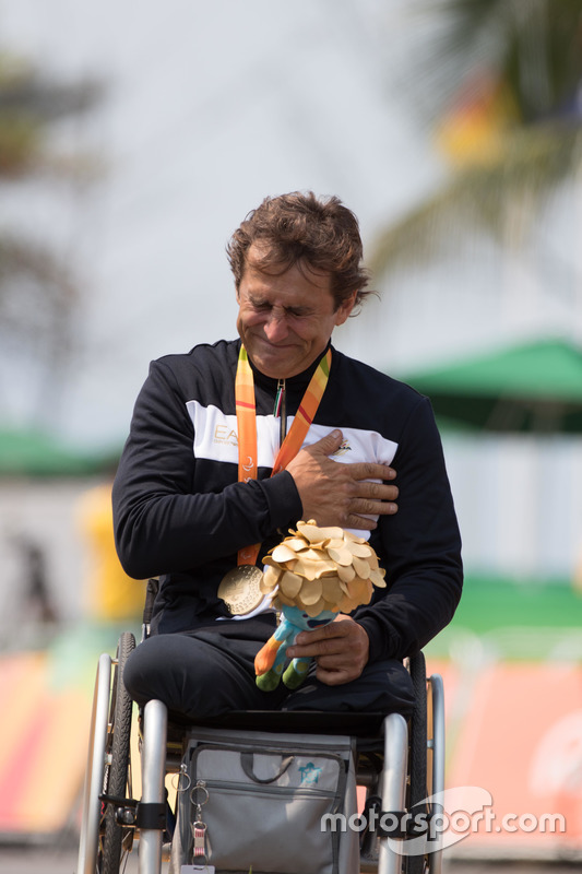 Podium: Winner Alex Zanardi