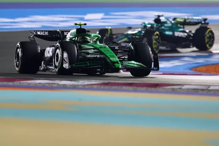 Lance Stroll, Aston Martin Racing, Gabriel Bortoleto, Sauber