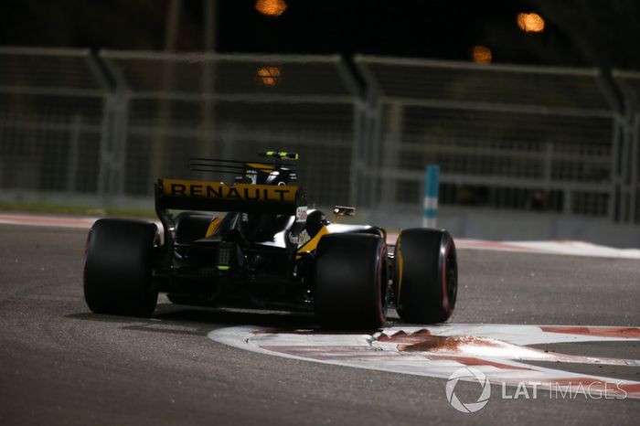 Carlos Sainz Jr., Renault Sport F1 Team RS17
