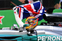 Le Champion du monde 2017 Lewis Hamilton, Mercedes AMG F1