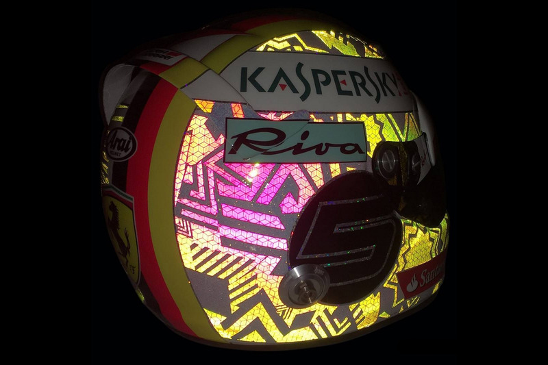 Casco de Sebastian Vettel