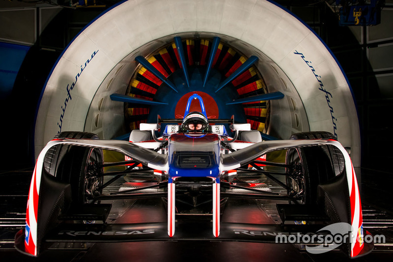 Mahindra Formule E-bolide in de windtunnel van Pininfarina