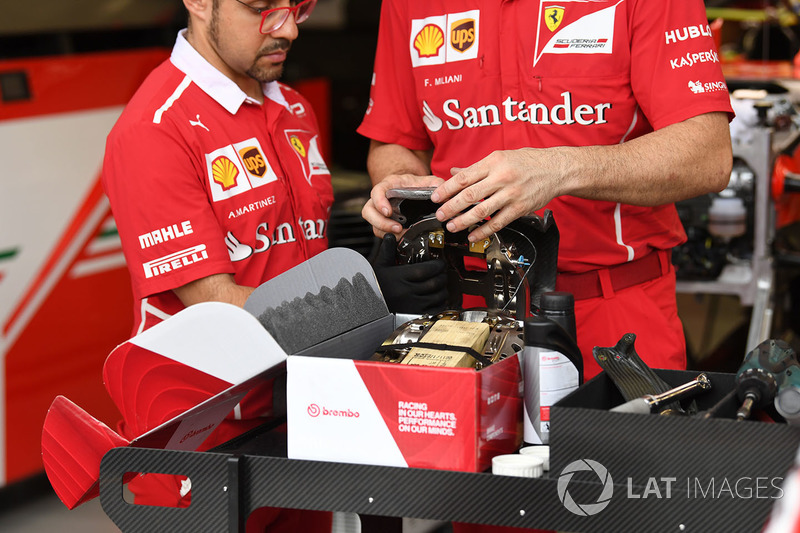 Detalle de la pinza de freno del Ferrari SF70H