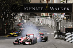 Charles Leclerc, PREMA Powerteam leads Alexander Albon, ART Grand Prix