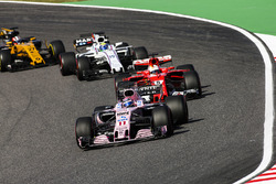 Sergio Perez, Sahara Force India F1 VJM10, Sebastian Vettel, Ferrari SF70H, Felipe Massa, Williams FW40, Nico Hulkenberg, Renault Sport F1 Team RS17