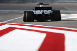 Romain Grosjean, Haas F1 Team VF-17