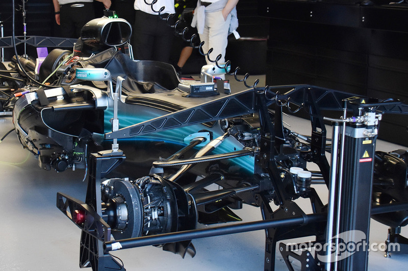 Mercedes W08