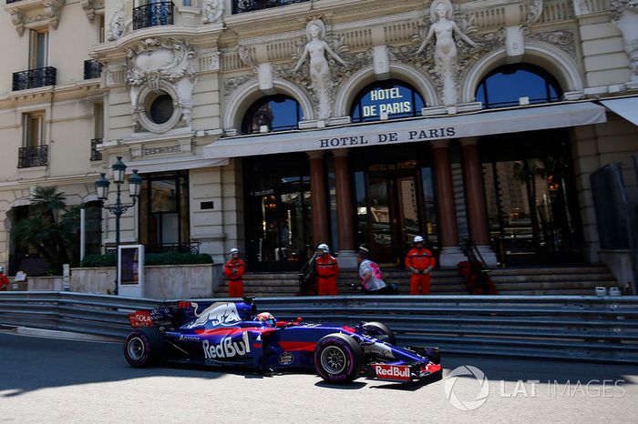 Daniil Kvyat, Scuderia Toro Rosso STR12