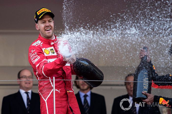 De los pilotos actuales, solo Sebastian Vettel, Lewis Hamilton y Fernando Alonso ganaron en Mónaco más de una vez, con 2 victorias cada uno.