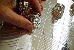 Seit 1990 hat Will Behrends jedes Siegerbild auf der Borg-Warner-Trophy geschaffen. Alexander Rossi
