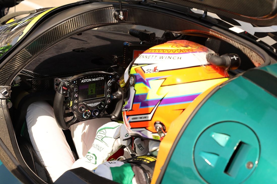 #007 Aston Martin Thor Team Aston Martin Valkyrie: Harry Tincknell