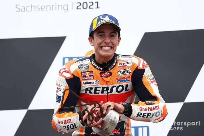 Podio: ganador Marc Márquez, Repsol Honda Team