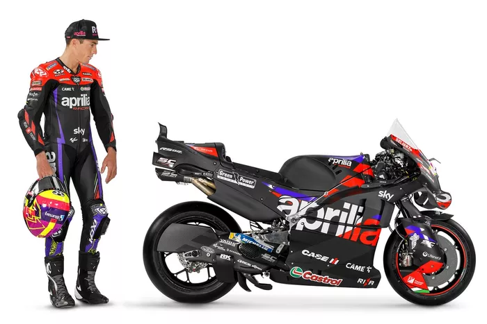 Aleix Espargaro, Aprilia Racing