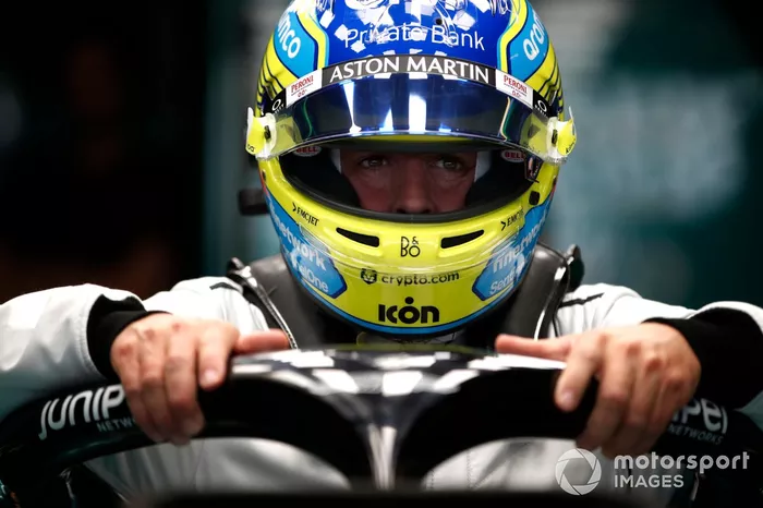 Fernando Alonso, Aston Martin AMR23 