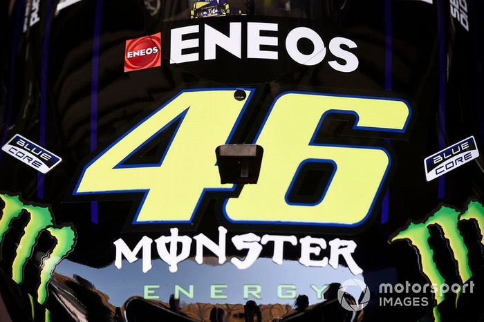 Yamaha Factory Racing detalle moto Valentino Rossi