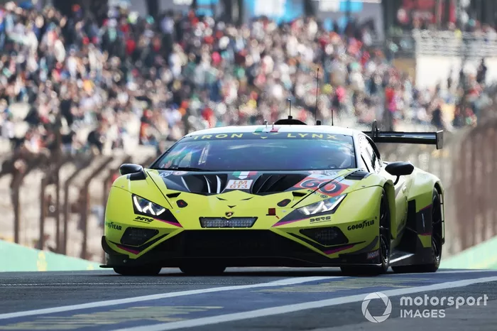 #60 Iron Lynx Lamborghini Huracan LMGT3 Evo2 : Claudio Schiavoni, Matteo Cressoni, Franck Perera