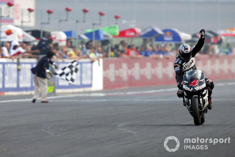 2002 : Alex Barros (West Honda Pons)