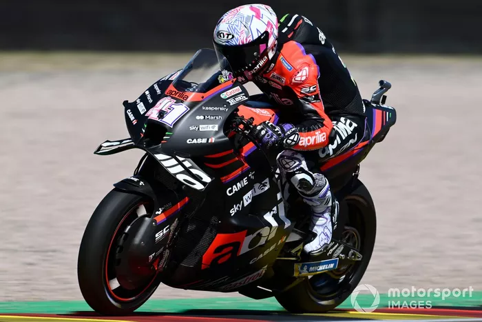 Aleix Espargaro, Aprilia Racing Team