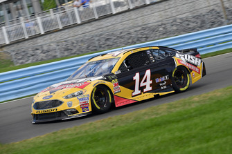 Clint Bowyer, Stewart-Haas Racing, Chevrolet Camaro Rush Truck Centers