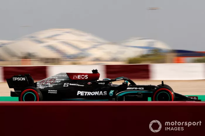 Lewis Hamilton, Mercedes W12
