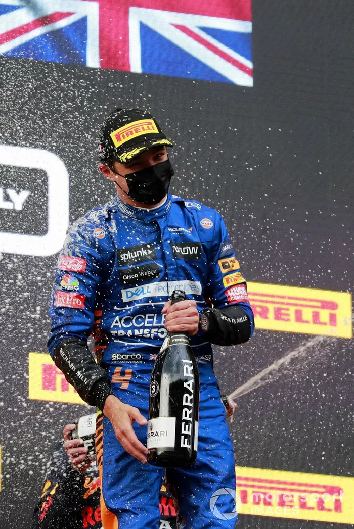 Podio: tercer lugar Lando Norris, McLaren