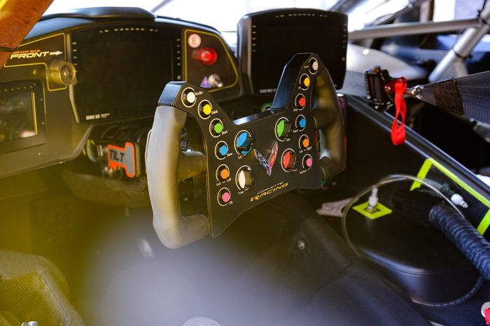 Cockpit del #63 Corvette Racing Chevrolet Corvette C8.R