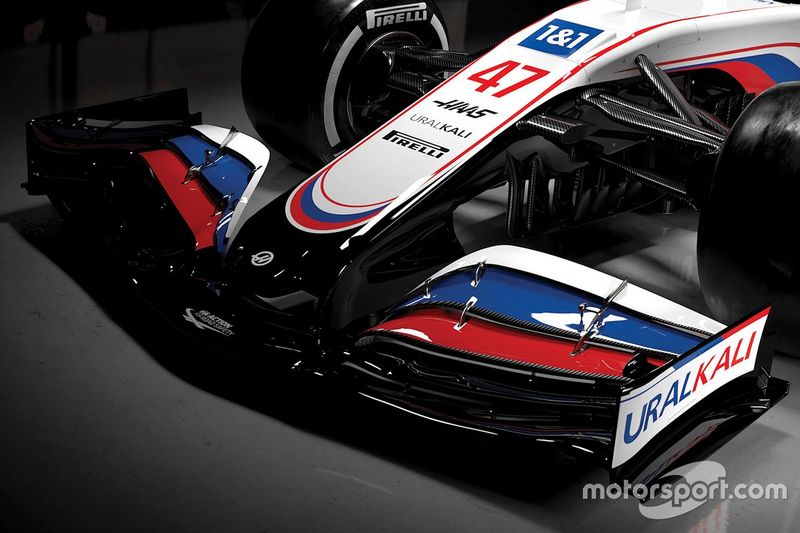 Detalle del alerón delantero del Haas VF-21