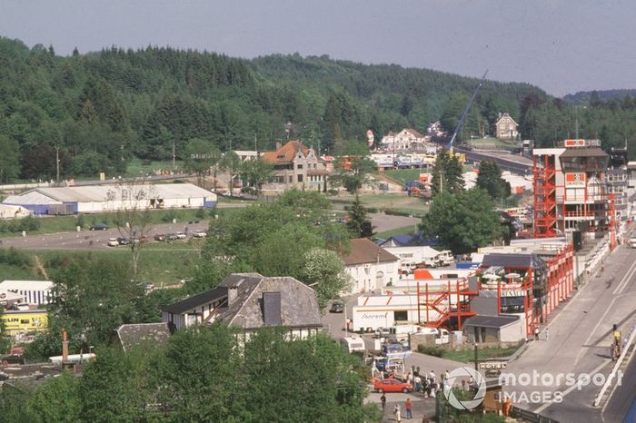 La carrera fue cancelada después de los entrenamientos libres