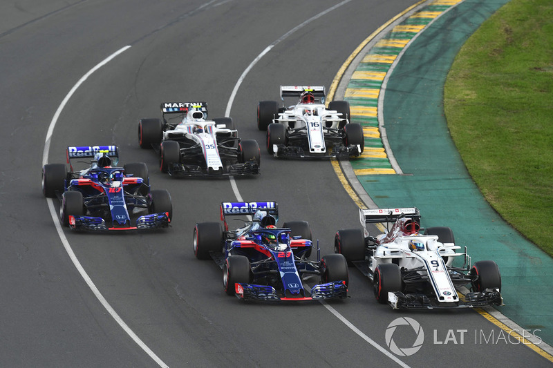 Marcus Ericsson, Sauber C37, Brendon Hartley, Scuderia Toro Rosso STR13, Pierre Gasly, Scuderia Toro Rosso STR13, Sergey Sirotkin, Williams FW41 et Charles Leclerc, Sauber C37