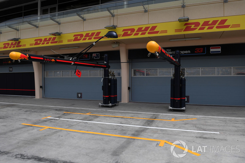 Zone d'arrêt au stand Red Bull Racing