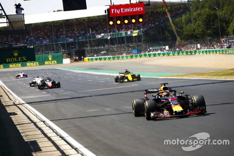 Daniel Ricciardo, Red Bull Racing RB14, Nico Hulkenberg, Renault Sport F1 Team R.S. 18, Romain Grosjean, Haas F1 Team VF-18, et Marcus Ericsson, Sauber C37