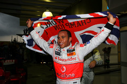 Dünya Şampiyonu Lewis Hamilton, McLaren, parc ferme
