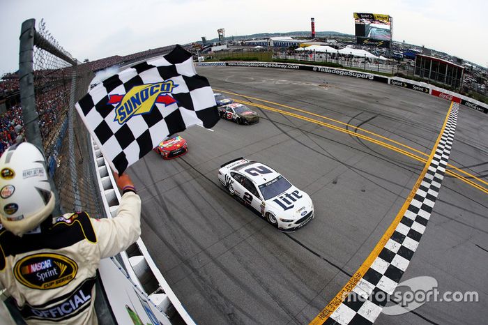 Brad Keselowski venceu a segunda corrida do ano em Talladega