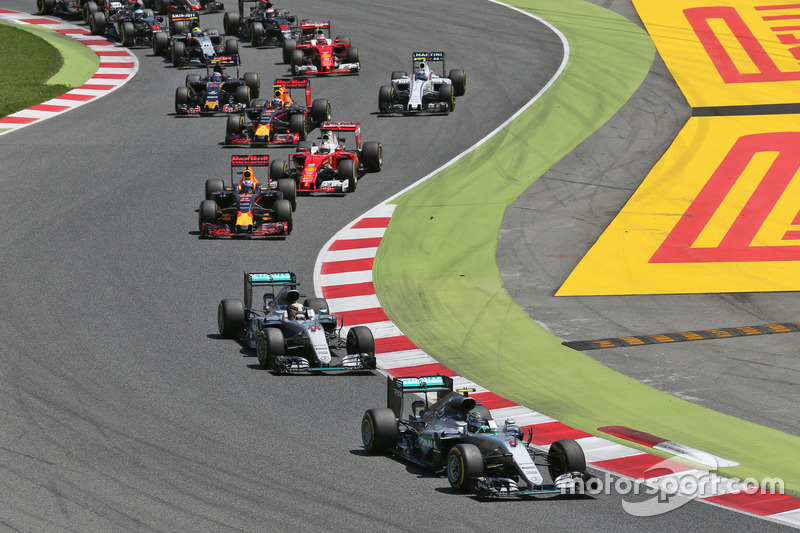 Nico Rosberg, Mercedes AMG F1 W07 Hybrid leads team mate Lewis Hamilton, Mercedes AMG F1 W07 Hybrid at the start of the race