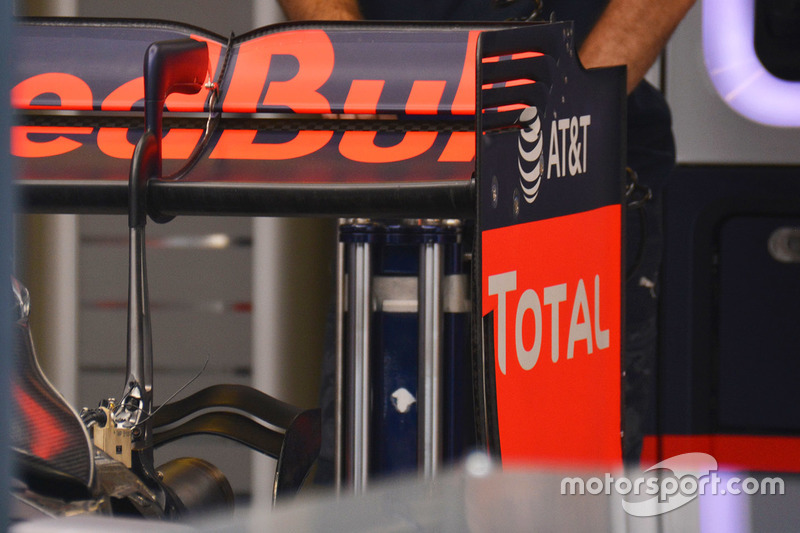 Red Bull Racing RB12 rear wing detail