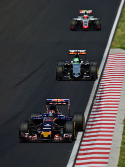 Данііл Квят, Scuderia Toro Rosso STR11