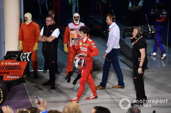 Charles Leclerc, Ferrari, tercero, en Parc Ferme