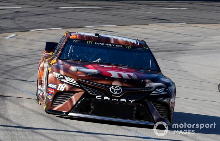 Kyle Busch, Joe Gibbs Racing, Toyota Camry M&M's Chocolate Bar