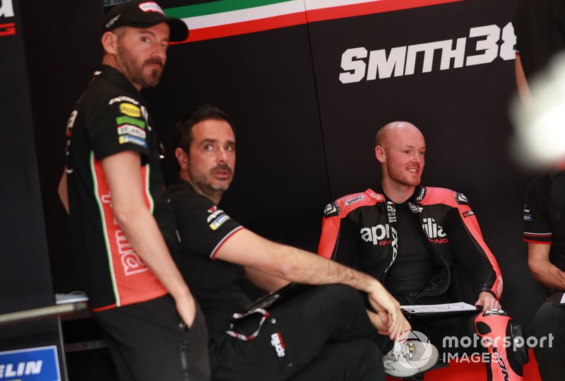 Макс Б'яджі, Бредлі Сміт, Aprilia Racing Team Gresini