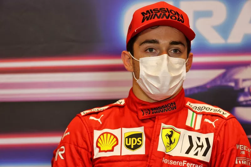 Il poleman Charles Leclerc, Ferrari, nella conferenza stampa post qualifiche