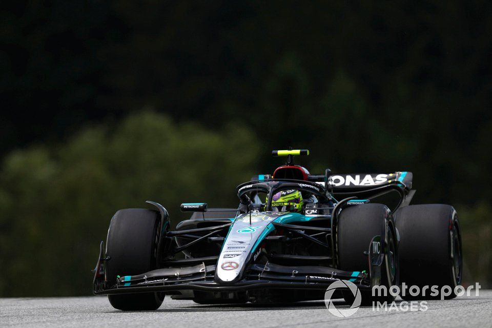 Lewis Hamilton, Mercedes F1 W15