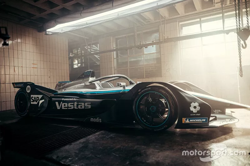 Mercedes-Benz EQ Silver Arrow 02