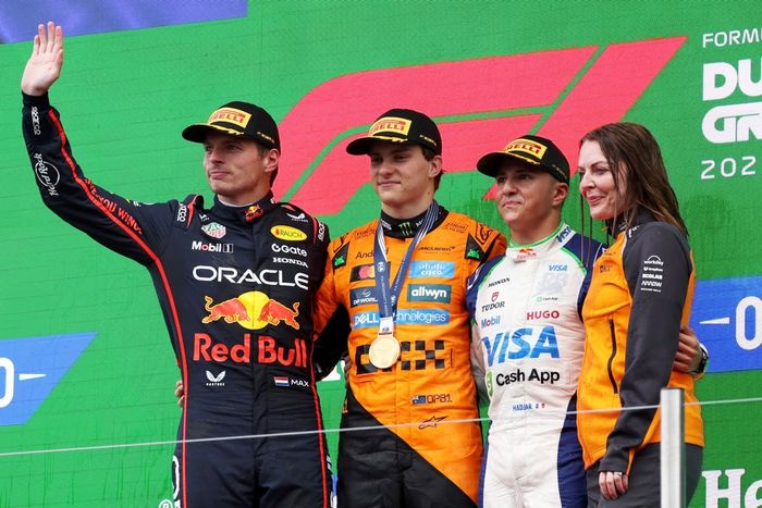 Oscar Piastri, McLaren, Max Verstappen, Red Bull Racing, Isack Hadjar, Racing Bulls Team