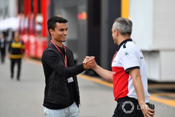 Pascal Wehrlein, y Beat Zehnder, Sauber F1 Team Manager