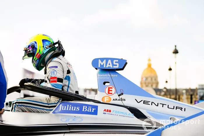 Felipe Massa, Venturi Formula E, gets out of his Venturi VFE05 
