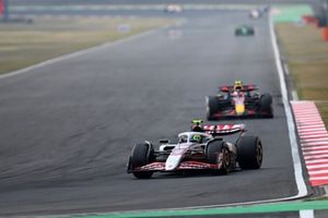 Liam Lawson, Red Bull Racing, Oliver Bearman, Haas F1 Team