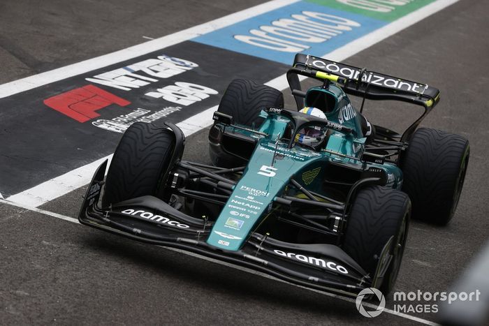 Sebastian Vettel, Aston Martin AMR22