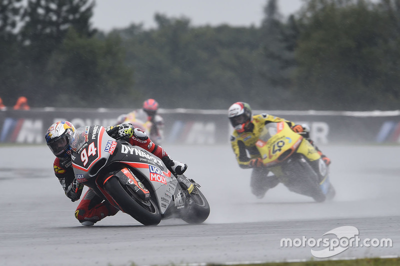 <b>Jonas Folger</b>, Dynavolt IntactGP at Brno - Moto2 Fotos
