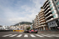 Даниил Квят, Scuderia Toro Rosso STR11