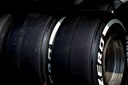Des pneus Pirelli